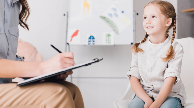 дитячий психолог