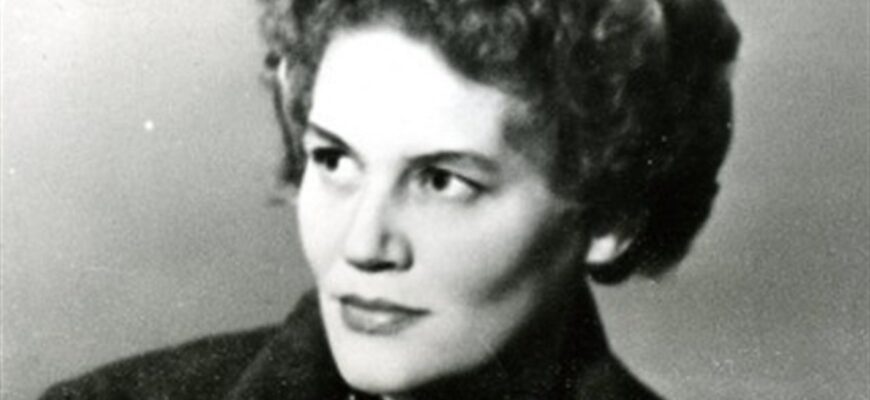 Ліна Костенко