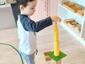 Apple Montessori