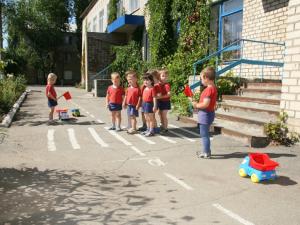  садок № 12 "Світлячок" фото 1